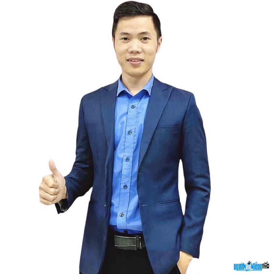 Chân dung giáo viên Trần Phú