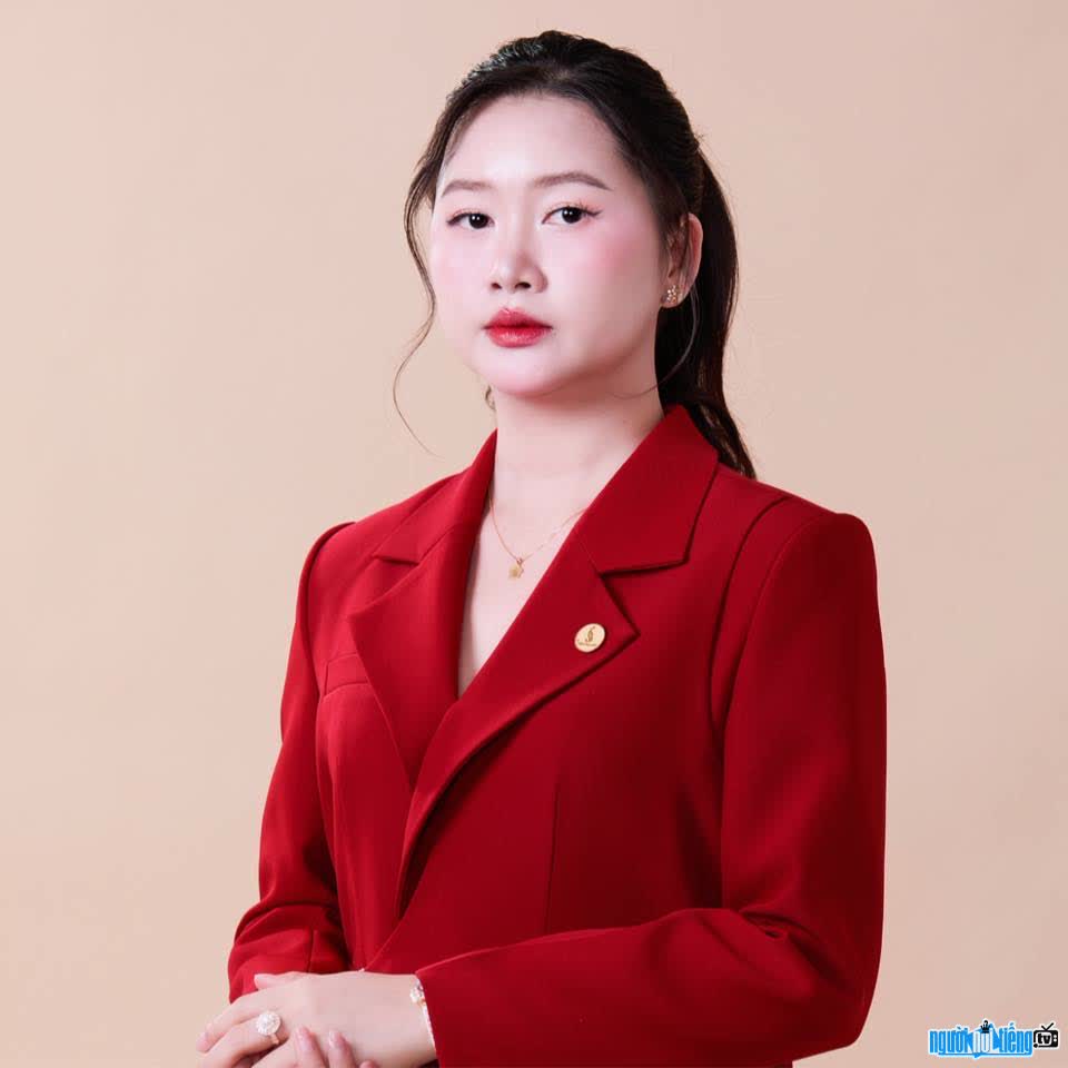 Hình ảnh CEO Hana Ngô xinh đẹp rạng ngời