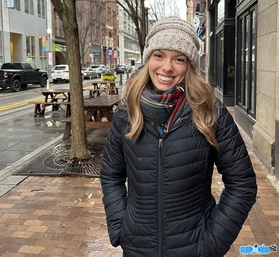 Youtuber Brooklyn Kể Chuyện cười rạng rỡ