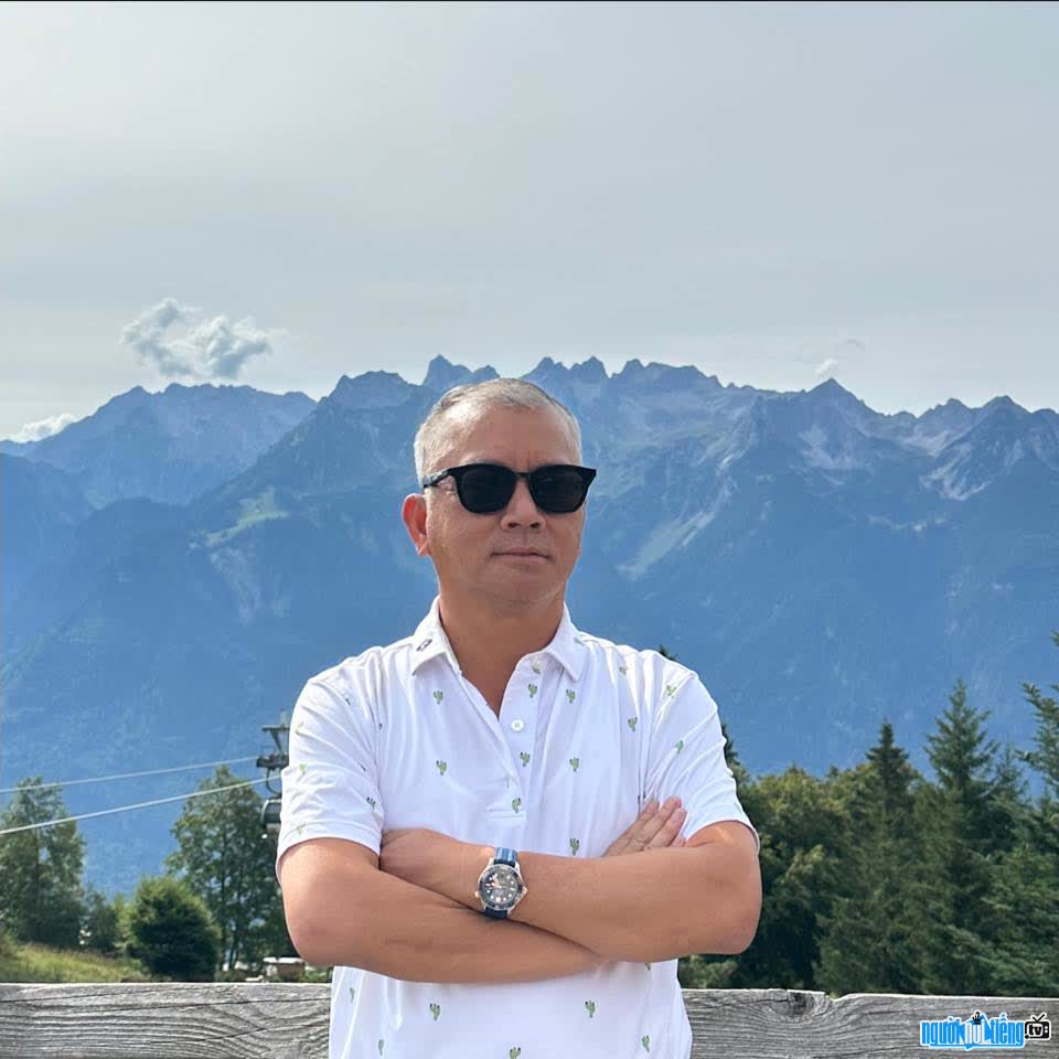 Hình ảnh doanh nhân Phan Đình Tuệ đa tài đa nghệ