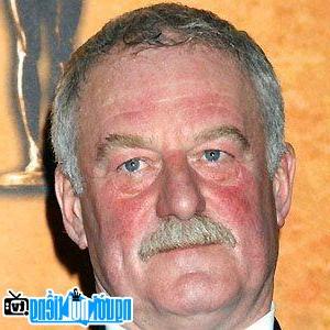 Ảnh chân dung Bernard Hill