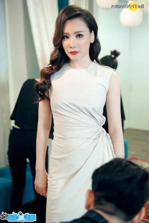 Ảnh Ca sĩ Hồ Quỳnh Hương