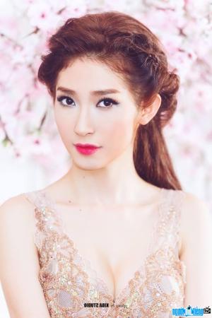 Ảnh Ca sĩ Khổng Tú Quỳnh