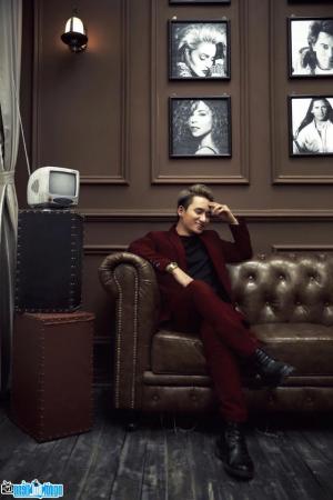 Ảnh Ca sĩ Mạnh Quỳnh