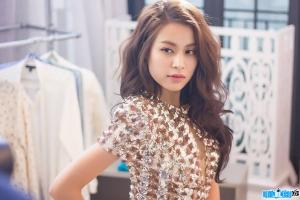 Ảnh Ca sĩ Hoàng Thùy Linh