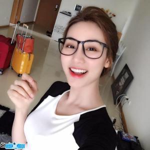 Ảnh Diễn viên Ngân Khánh