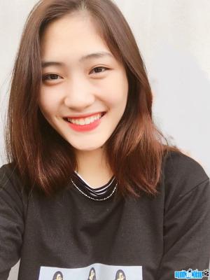 Ảnh VĐV bóng chuyền Trần Việt Hương