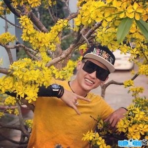 Ảnh VĐV bóng chuyền Khanh Supper (Phan Công Khanh)