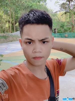 Ảnh Streamer Gấu Ka Channel