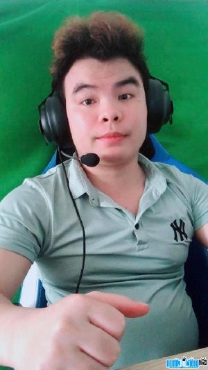 Ảnh Streamer Kéo Rank Tv