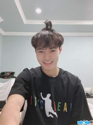 Ảnh Streamer Hiếu Leblanc