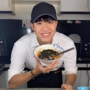 Ảnh Tik Toker Ông Anh Thích Nấu Ăn (Đào Đức Hiệu)