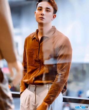 Ảnh Nam vương Đăng Khoa