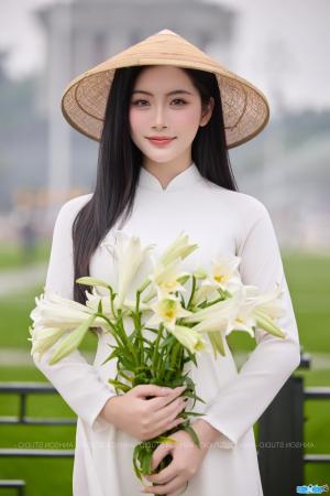 Ảnh Á khôi Nông Thị Hằng