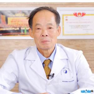 Ảnh Bác sĩ Nguyễn Xuân Giao