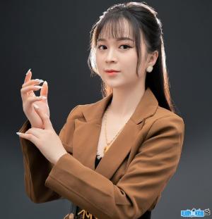 Ảnh Chuyên gia Nguyễn Hiền (Trắng Da)