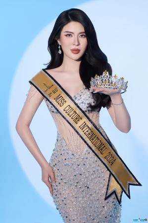 Ảnh Á Hậu Nguyễn Đặng Như Quỳnh