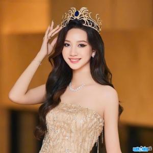 Ảnh Á Hậu Lê Thị Ánh Tuyết