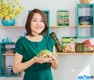 Ảnh Youtuber Helen Lê