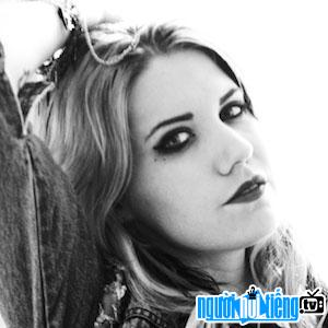 Ảnh Nghệ sĩ đàn piano Sammi Doll