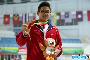 Ảnh VĐV bơi lội Lâm Quang Nhật