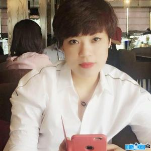 Ảnh Giảng viên Nguyễn Hồng Nhung