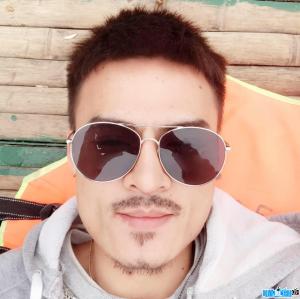 Ảnh Hiện tượng mạng Hoa Vinh