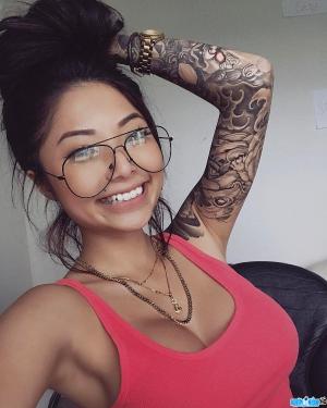 Ảnh Người mẫu Cassie V